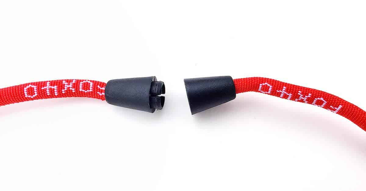 The safety connector of a Fox 40 breakaway lanyard.