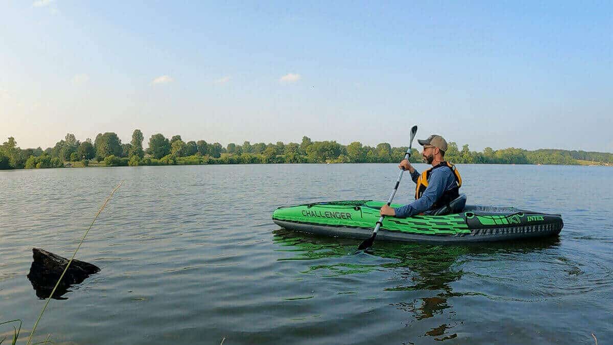 Paddling the Intex inflatable K1 Challenger.